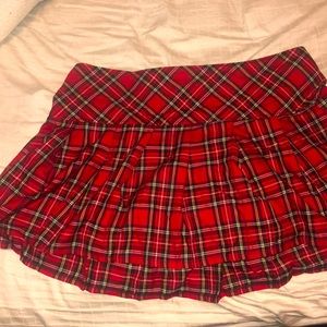 Plus size skirt from Hot Topic!